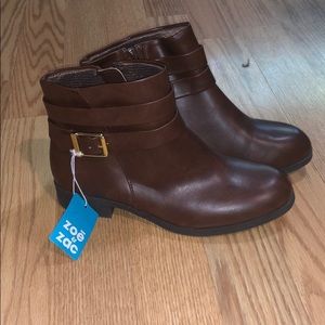 NWT Zoe&Zac boots.